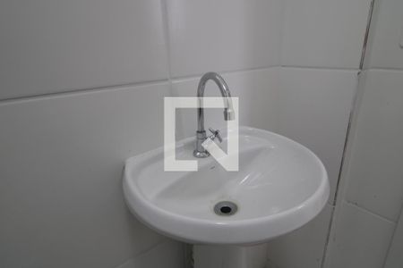 Apartamento para alugar com 34m², 2 quartos e sem vagaBanheiro