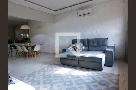 Sala  de casa para alugar com 4 quartos, 287m² em Nova Veneza, Paulínia