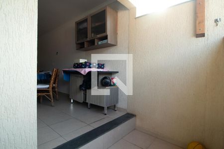 Casa à venda com 130m², 3 quartos e 3 vagasChurrasqueira