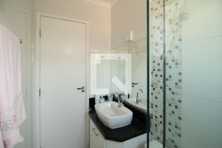 Casa à venda com 130m², 3 quartos e 3 vagasBanheiro