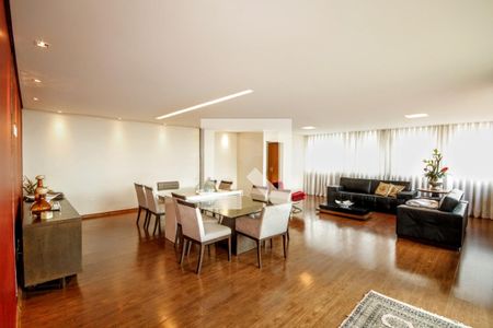Sala de casa à venda com 4 quartos, 500m² em Caiçara, Belo Horizonte