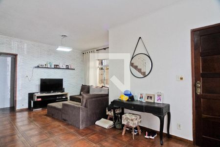 Sala de casa à venda com 3 quartos, 130m² em Vila Iório, São Paulo