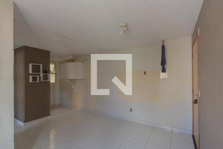 Sala de apartamento à venda com 2 quartos, 43m² em Olaria, Canoas