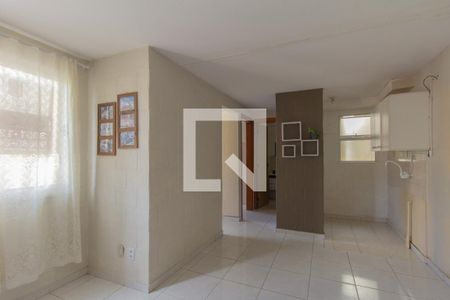 Sala de apartamento para alugar com 2 quartos, 43m² em Olaria, Canoas