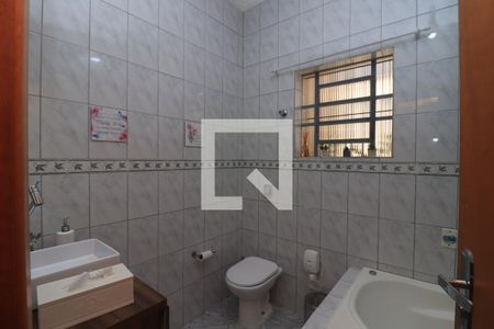 Casa para alugar com 150m², 3 quartos e 3 vagasBanheiro Social