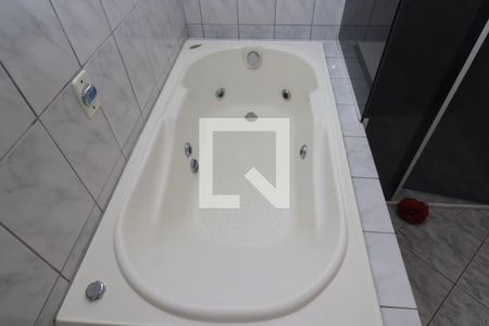 Casa para alugar com 150m², 3 quartos e 3 vagasBanheiro Social