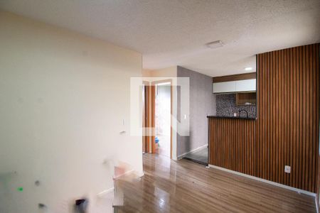 Sala de apartamento para alugar com 2 quartos, 50m² em Jardim Nova Cidade, Guarulhos