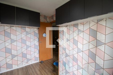 Quarto 2 de apartamento para alugar com 2 quartos, 50m² em Jardim Nova Cidade, Guarulhos