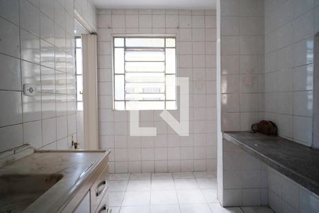 Cozinha  de apartamento para alugar com 2 quartos, 53m² em Vila Sílvia, São Paulo