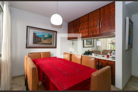 Foto 11 de casa à venda com 5 quartos, 174m² em Centro, Belo Horizonte
