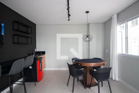 Apartamento à venda com 42m², 2 quartos e sem vagaÁrea comum