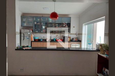 Casa à venda com 3 quartos, 210m² em Vila Dom Pedro I, São Paulo