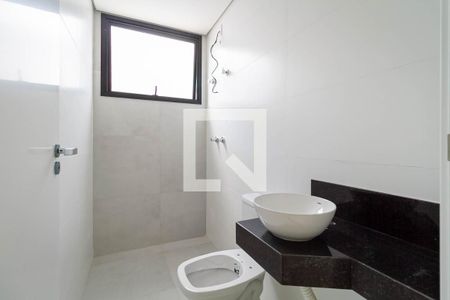 Casa à venda com 190m², 3 quartos e 2 vagasBanheiro social 