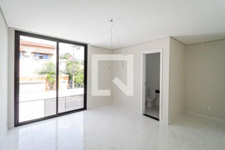 Casa à venda com 190m², 3 quartos e 2 vagasSuíte 