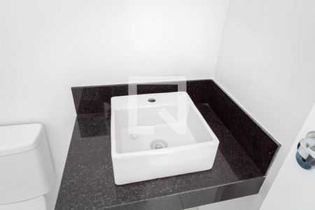 Casa à venda com 190m², 3 quartos e 2 vagasBanheiro da suíte 