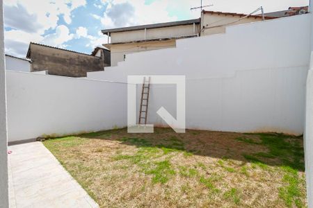 Casa à venda com 190m², 3 quartos e 2 vagasQuintal