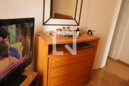 Quarto 1 de apartamento à venda com 2 quartos, 75m² em Vila Olímpia, São Paulo