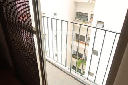 Apartamento à venda com 75m², 2 quartos e 1 vagaVaranda