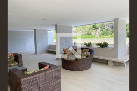Apartamento à venda com 56m², 2 quartos e 1 vagaÁrea comum