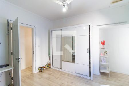 Casa à venda com 360m², 4 quartos e 5 vagasSuíte 2