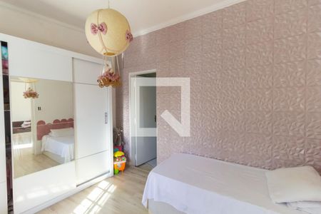 Casa à venda com 360m², 4 quartos e 5 vagasSuíte 1