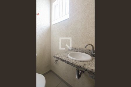 Lavabo  de casa de condomínio para alugar com 2 quartos, 61m² em Vila Matilde, São Paulo