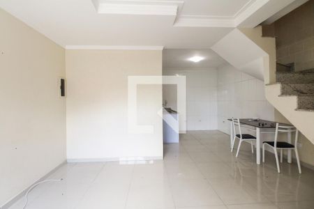 Sala  de casa de condomínio para alugar com 2 quartos, 61m² em Vila Matilde, São Paulo