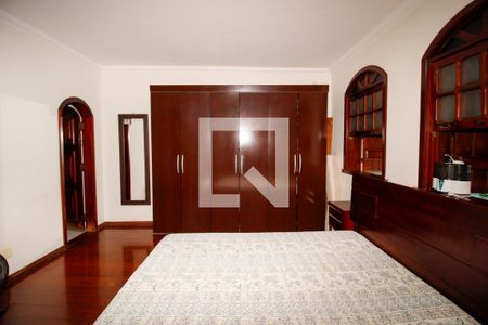 Casa para alugar com 480m², 5 quartos e 4 vagasSuíte 2