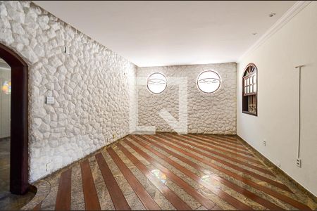 Sala de Estar de casa para alugar com 5 quartos, 480m² em Santa Cruz, Belo Horizonte