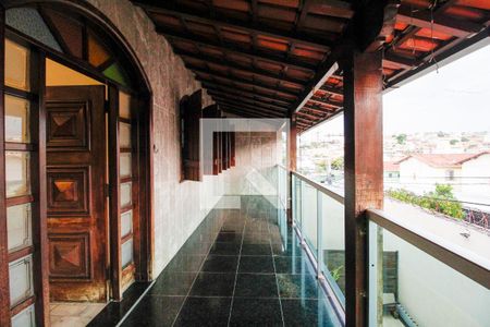 Varanda da Sala 2 de casa para alugar com 5 quartos, 480m² em Santa Cruz, Belo Horizonte