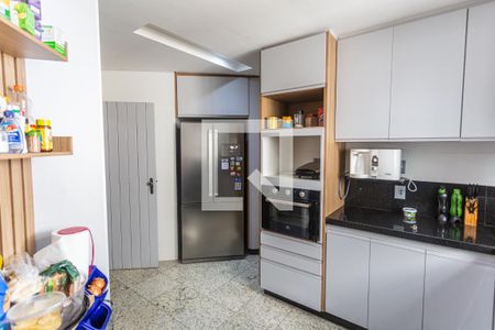 Apartamento à venda com 250m², 4 quartos e 2 vagasCozinha