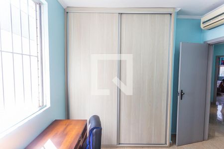 Apartamento à venda com 250m², 4 quartos e 2 vagasArmário do Quarto 2