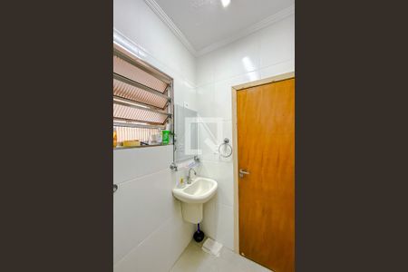 Casa à venda com 70m², 1 quarto e 1 vagabanheiro  (casa 2)