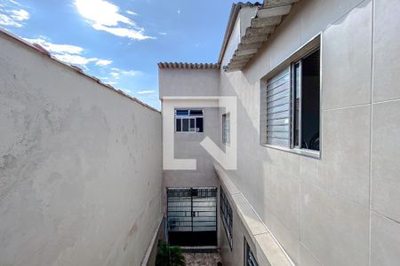 Casa à venda com 70m², 1 quarto e 1 vagaÁrea externa