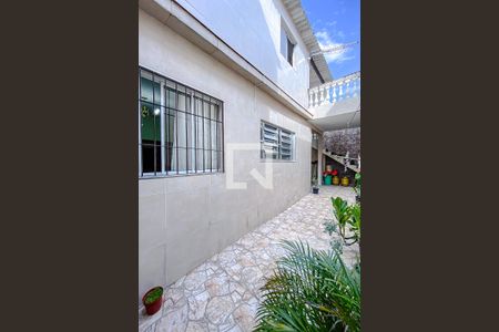 Casa à venda com 70m², 1 quarto e 1 vagaÁrea externa (casa 2)