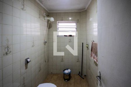 Casa à venda com 100m², 2 quartos e 2 vagasBanheiro Social 02
