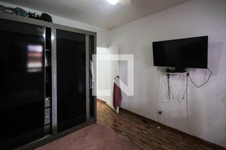 Casa à venda com 100m², 2 quartos e 2 vagasQuarto