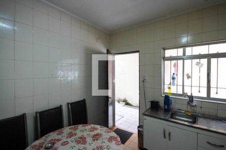 Casa à venda com 100m², 2 quartos e 2 vagasCozinha