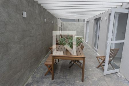 Apartamento para alugar com 24m², 1 quarto e sem vagaÁrea comum