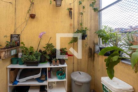 Casa para alugar com 70m², 2 quartos e 1 vagaÁrea de Serviço