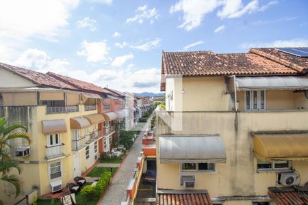 Casa de condomínio à venda com 210m², 3 quartos e 2 vagasVista da Sacada da Suíte 3