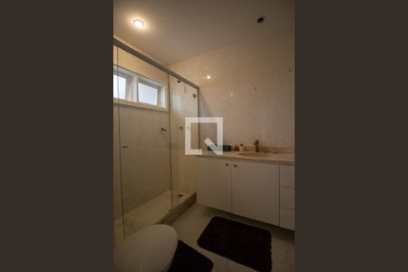 Casa de condomínio à venda com 210m², 3 quartos e 2 vagasBanheiro da Suíte 3