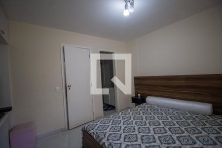 Casa de condomínio à venda com 210m², 3 quartos e 2 vagasSuíte 2