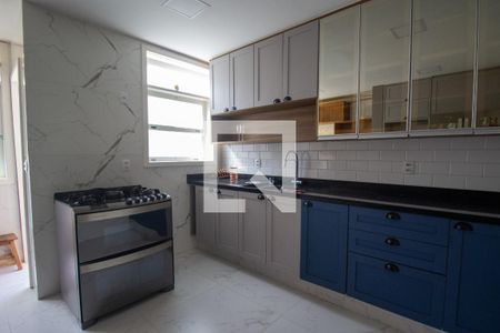 Casa de condomínio à venda com 210m², 3 quartos e 2 vagasCozinha