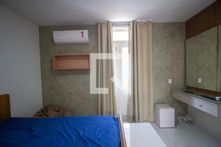 Casa de condomínio à venda com 210m², 3 quartos e 2 vagasSuíte 3