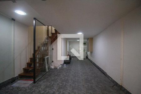 Casa de condomínio à venda com 210m², 3 quartos e 2 vagasGaragem