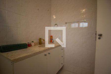 Casa de condomínio à venda com 210m², 3 quartos e 2 vagasBanheiro da Suíte 3