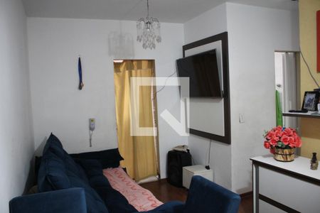 Sala  de apartamento à venda com 2 quartos, 49m² em Califórnia, Belo Horizonte