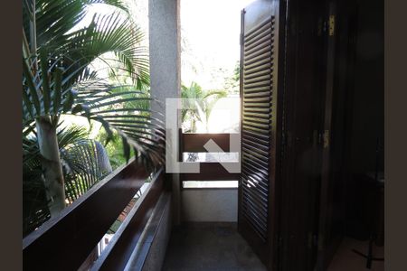 Casa à venda com 424m², 5 quartos e 4 vagasVaranda Quarto 2