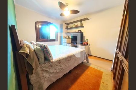 Casa à venda com 424m², 5 quartos e 4 vagasQuarto 1